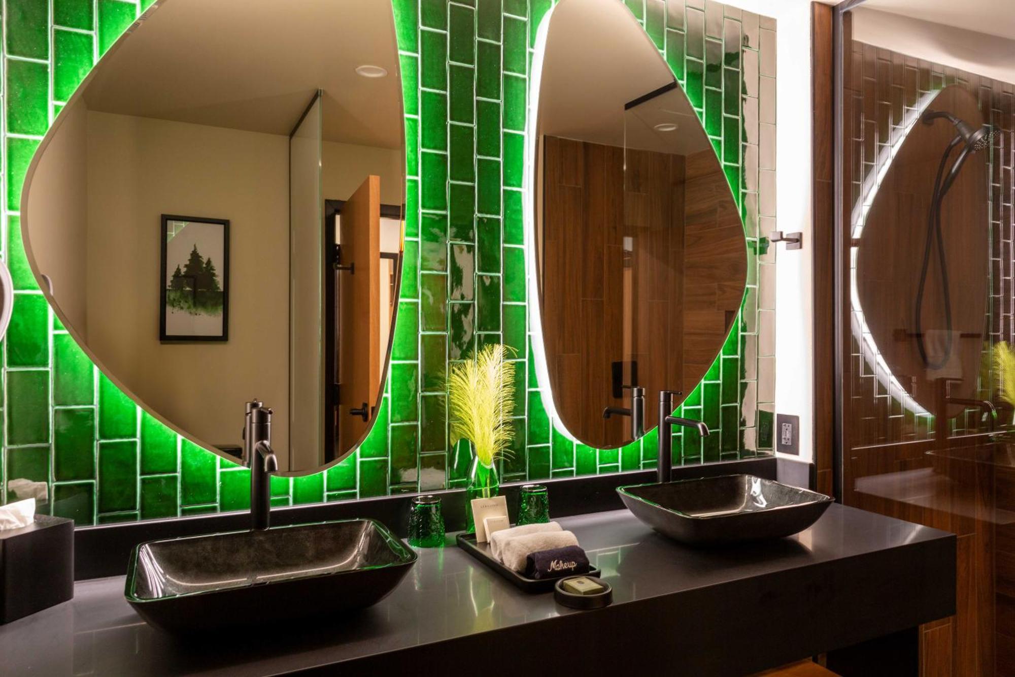 The Swiftwater Hotel Bagian luar foto