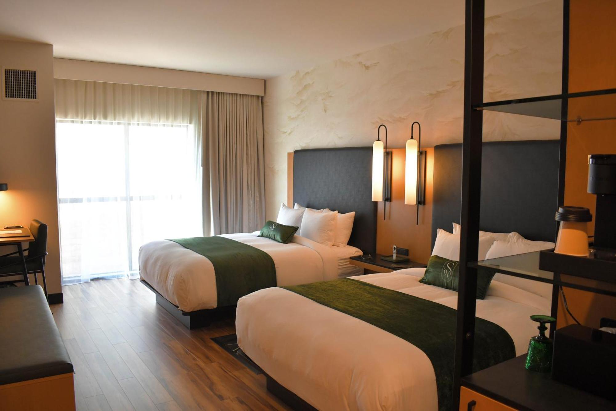 The Swiftwater Hotel Bagian luar foto